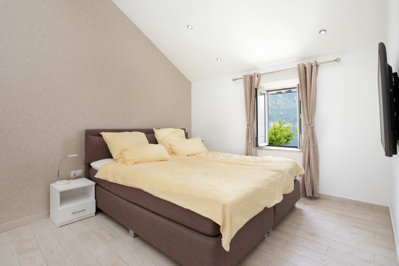 Apartments D&V Cattaro Esterno foto